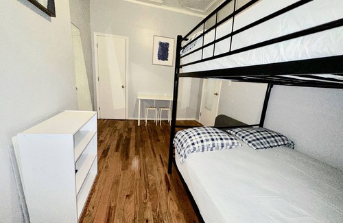 Ocean Hill Bed & Breakfast | Cozy bed & breakfast in beautiful Brooklyn with AC, WiFi