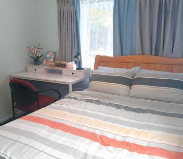 Tauranga House | Cozy Bedroom in Tauranga