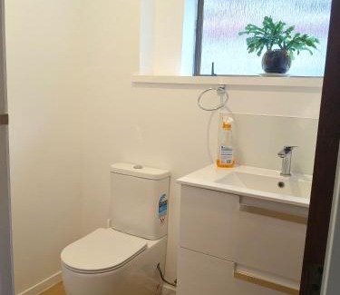 Tauranga House | Cozy Bedroom in Tauranga