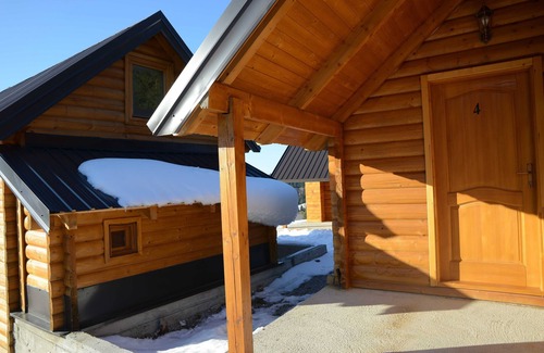 Montenegro House | Cozy Berane Stay - Comfort Cottage with balcony 1