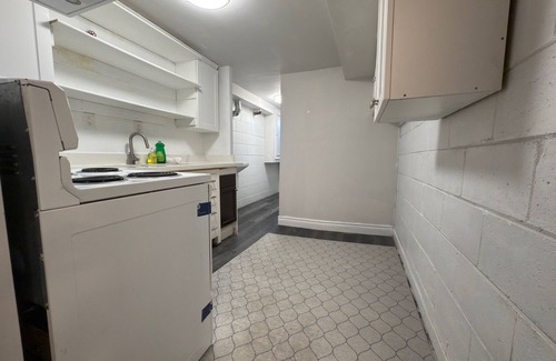 Bridlewood House | Cozy BMST bedroom with private bathroom near Sheppard 401 and Birchmount#4