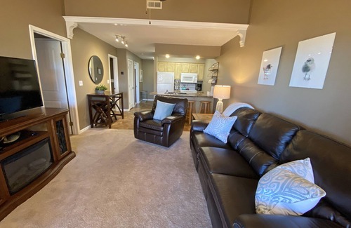 Branson West Condo | Cozy Branson getaway near SDC and Table Rock Lake!