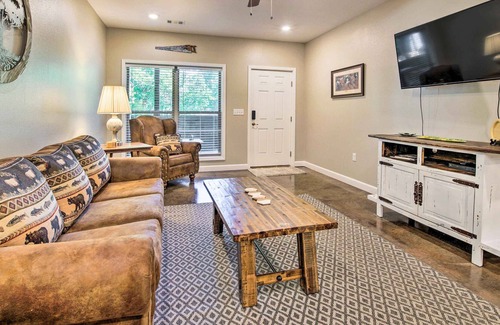 Bull Shoals Condo | Cozy Bull Shoals Condo - 1 Mi to Lake Access!