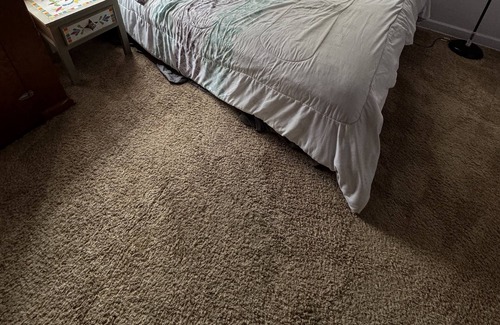 Clermont House | Cozy Bungalow, Lake Views, blocks from West OrangeTrail & Farmers Market.