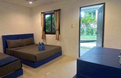 Thong Sala Hotel | cozy bungalow