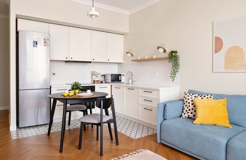 Almaty Apartment | Cozy Business class apartment. 5 minutes to the biggest shopping mall in Almaty!
