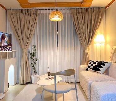 Hwagok-dong Apartment | COZY BUTTERHOUSE, Near Metro, Close to Airport, Hongdae, WIFI, Long Biz Trip, Local Vibe