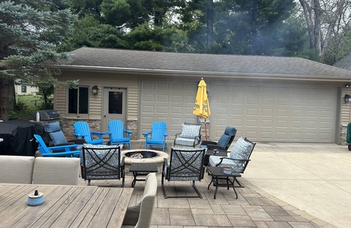 Markesan House | Cozy Cabin close to Sandy Beach Area!