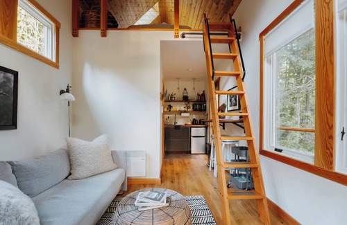 Vashon Island Cabin | Cozy Cabin Forest Retreat with Wood Fired Hot Tub