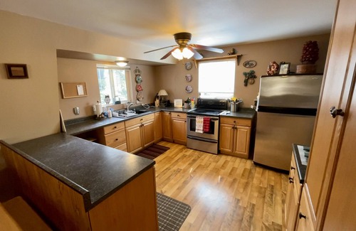 Meadow View Heights Cabin | Cozy Cabin Hidden in the Pines! Explore So. Utah including Cedar, Bryce,&Zion NP