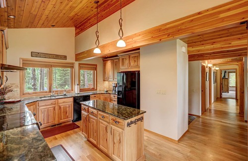 New Meadows Cabin | Cozy cabin in the heartland of outdoor recreation for every age and ability.