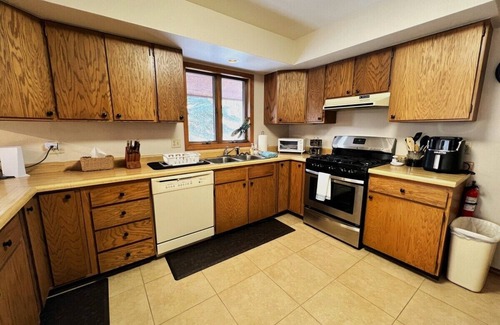 Purgatory Cabin | Cozy Cabin Nestled in the Trees; Game Room w/Pool Table, Ping Pong, Foosball