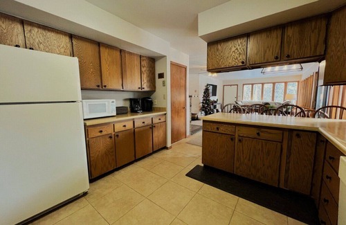 Purgatory Cabin | Cozy Cabin Nestled in the Trees; Game Room w/Pool Table, Ping Pong, Foosball