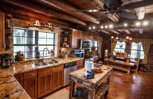 Plymouth Cabin | Cozy Cabin on 7 acress of natural beauty.
