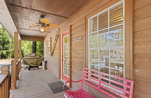 Counce Cabin | Cozy Cabin - Pickwick Lake & Dam