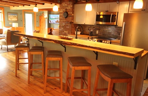 Morrisville House | Cozy Cabin Retreat in Scenic Elmore, Vermont