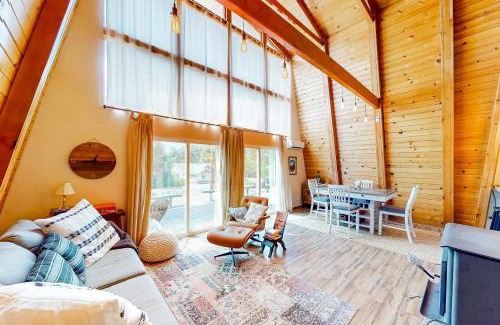 Groveland House | Cozy Cabin