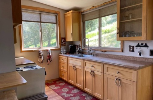 Descanso Cabin | Cozy cabin with 1 bedroom and WiFi, AC in beautiful Descanso