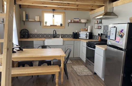 Fort Garland Cabin | Cozy cabin with gorgeous mountain views