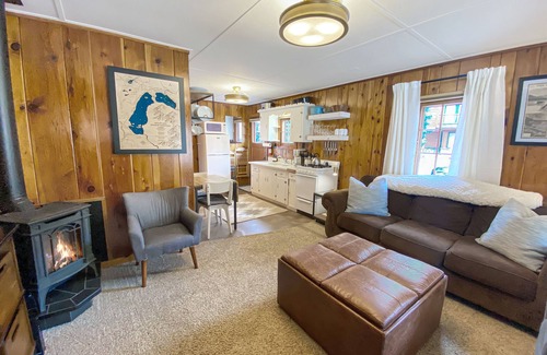 Grand Lake Cabin | Cozy Cabin with Private Sandy Beach! Lemmon Lodge, Grand Lake