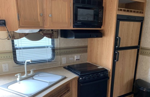 Rush Lake RV Rental | Cozy camper, on Long Lake- in the heart of lakes country