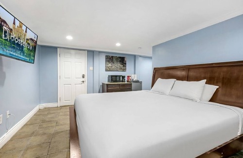 Mid-City Hotel | Cozy Canal Studio Near Everything!