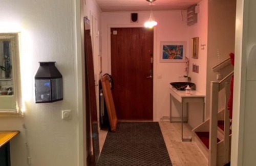 Lulea House | Cozy Caravan With House Access!