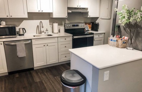 Cary House | Cozy Cary Townhome NC