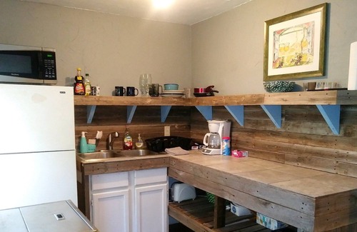 Denver Heights House | Cozy Casita downtown Sanitized private tiny home for 2