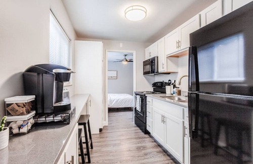 Norwood Apartment | Cozy, Central 1B Apt Close to UC Hospitals, DT