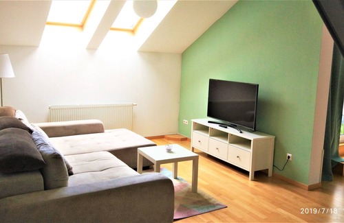 Roßau Apartment | Cozy, central - 5 mins walk - 118 m², 3 bedrooms