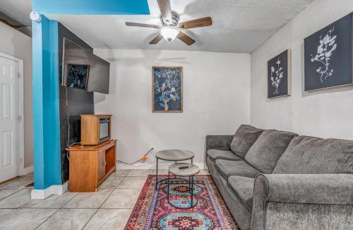Midtown Apartment | Cozy Central Hideaway in Midtown Memphis