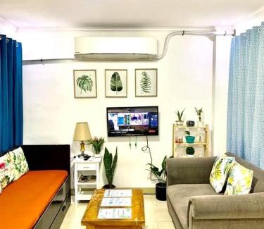 Taguig Apartment | Cozy Central - Near arca south signal taguig