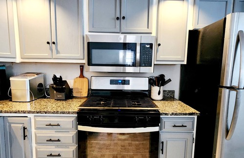 Tobyhanna Ski Chalet | Cozy chalet in heart of POCONO with hot tub, game room, sun room, Firepit