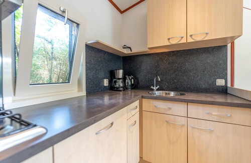 Egmond aan Zee Ski Chalet | Cozy Chalet in the Dune Region