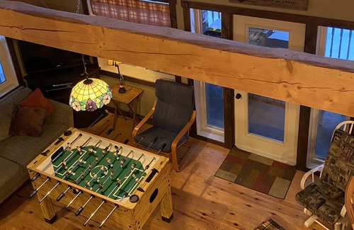 Duhamel Ski Chalet | Cozy Chalet next to beaches and hiking trail