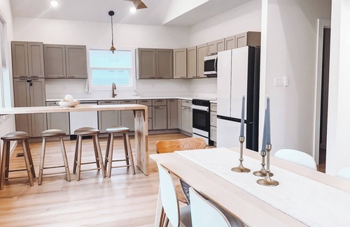Charlestown House | Cozy Charlestown Getaway - Steps from the Water with a Kayak, & Paddleboards.