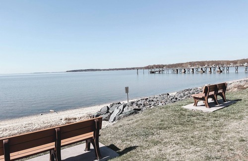 Charlestown House | Cozy Charlestown Getaway - Steps from the Water with a Kayak, & Paddleboards.