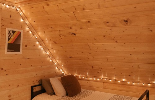 McCall Cabin | Cozy, Classic McCall Cabin Tucked in the Woods Just Off Warren Wagon w/Hot Tub.