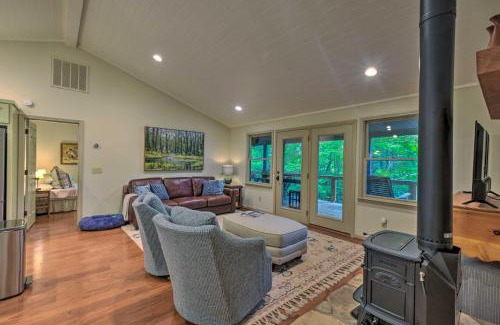 Clayton House | Cozy Clayton Cabin with Deck and Mountain Views!