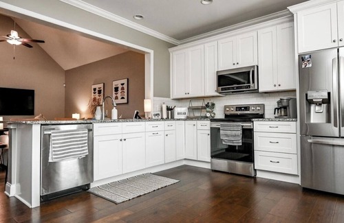 Cleveland Condo | Cozy Clean Condo in Cleveland