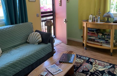 Bay Ho Cottage | Cozy Clean Quiet One-Bedroom Cottage, Sleeps 4, Short Drive To All SD Attraction