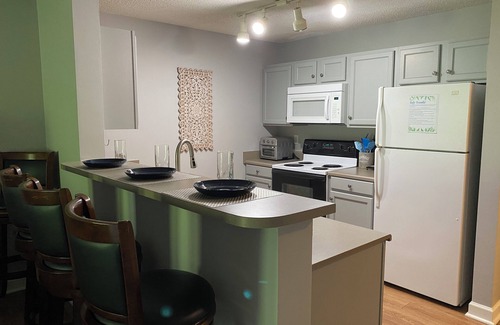 Keowee Condo | Cozy Clemson Condo - Lake Hartwell 4 bedroom with 4 private baths- sleeps 8