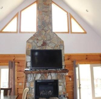 Murphy House | Cozy, close to Murphy, NC, Blue Ridge, GA, pet friendly