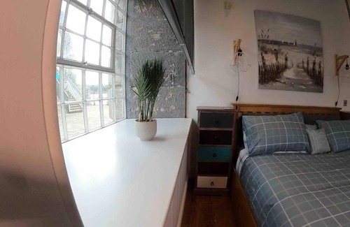 Plymouth Apartment | Cozy Coastal Apartment