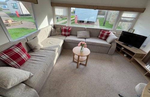 Eyemouth Apartment | Cozy Coastal caravan in Eyemouth