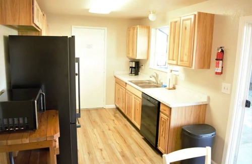 McKinleyville House | Cozy Coastal Getaway- Feels Just Like Home