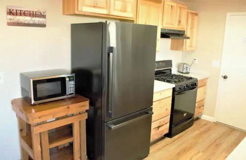 McKinleyville House | Cozy Coastal Getaway- Feels Just Like Home