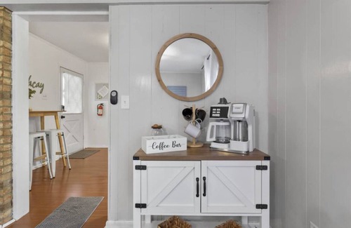Ocean Springs House | Cozy Coastal Home in Golf Cart District