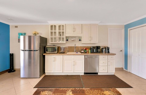 Dana Point House | Cozy coastal studio guest home in Dana Point, near Laguna Beach, golf and tennis